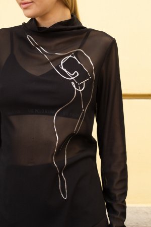 Блуза Oblique из сетки черного цвета с серебренным силуэтом дамы спереди